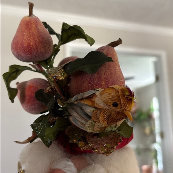 Mark Roberts Partridge in a Pear Tree Elf Medium - Picture 9 of 11